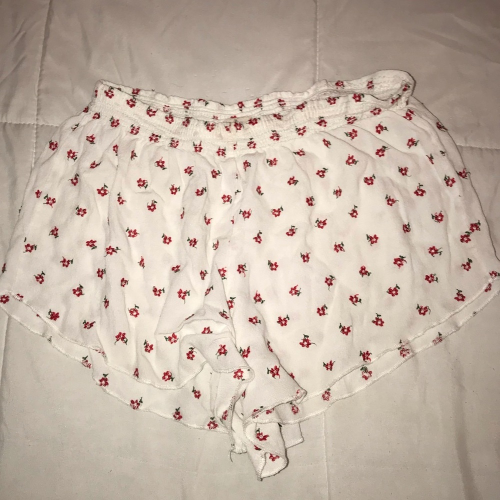 PacSun Beautiful & Comfy Floral Shorts